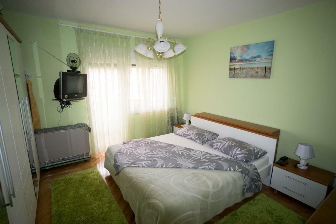 Apartman Barbi Lägenhet Split Exteriör bild