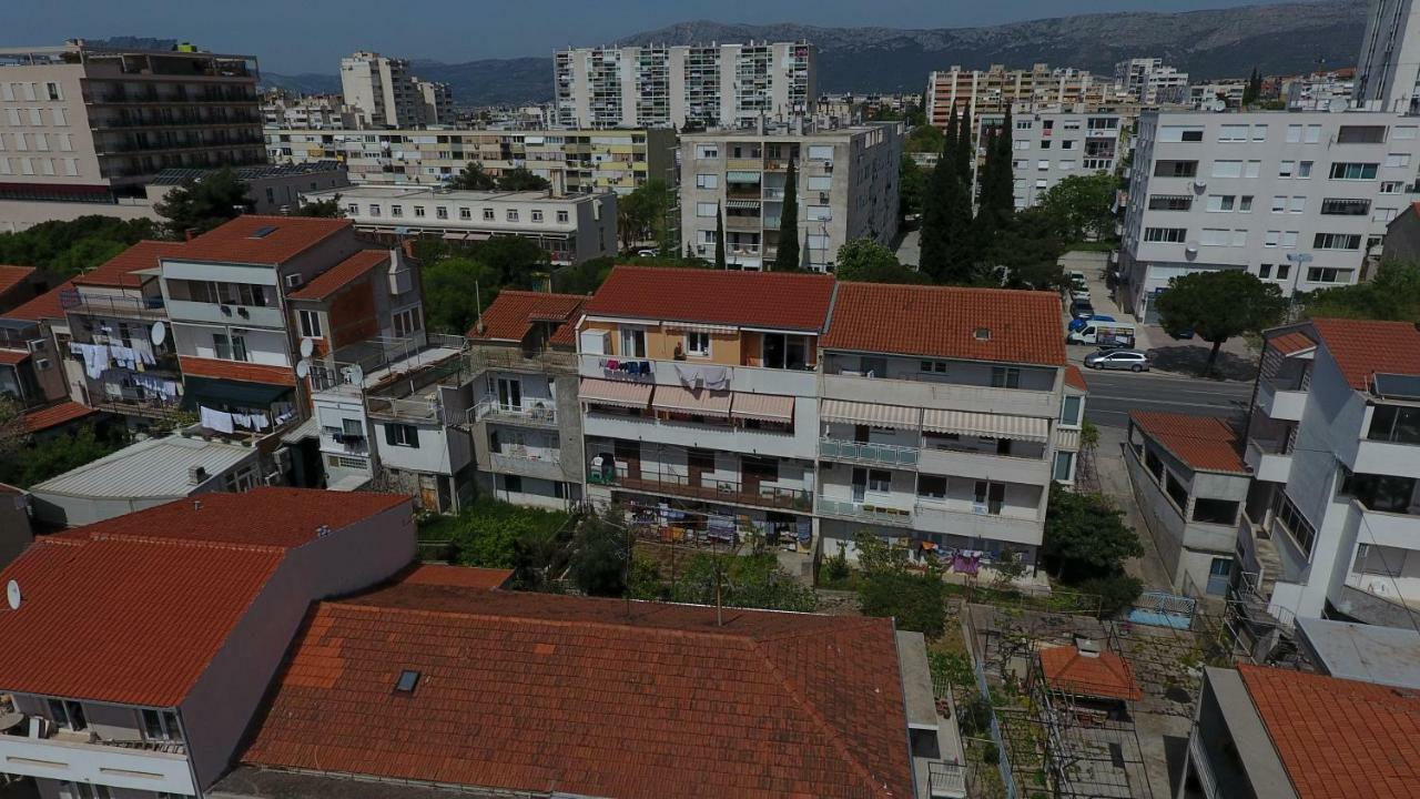 Apartman Barbi Lägenhet Split Exteriör bild
