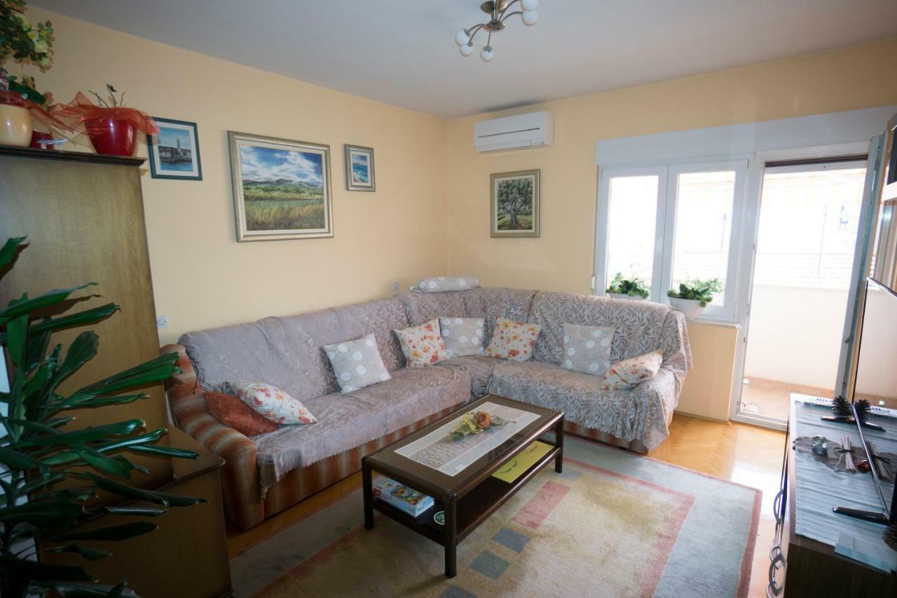 Apartman Barbi Lägenhet Split Exteriör bild
